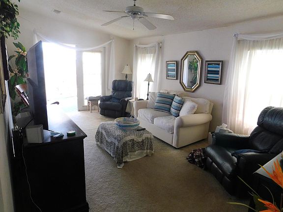 5th image of 5650 Hemingway Court #9