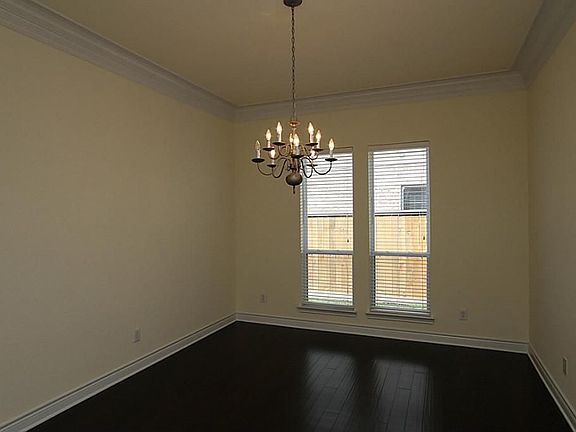 5th image of 19014 Berkshire Oak St