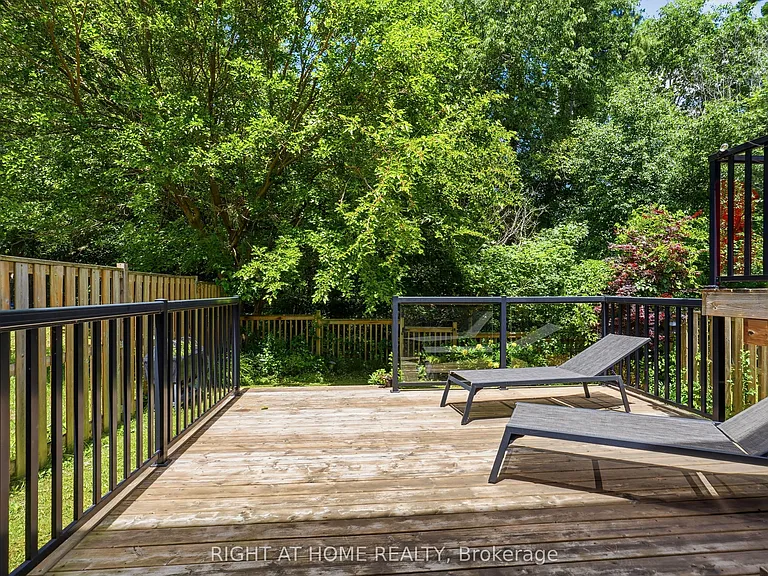 153 Maitland St — Photo 22