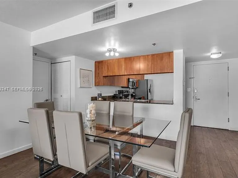 1200 Brickell Bay Dr #2915 — Photo 7