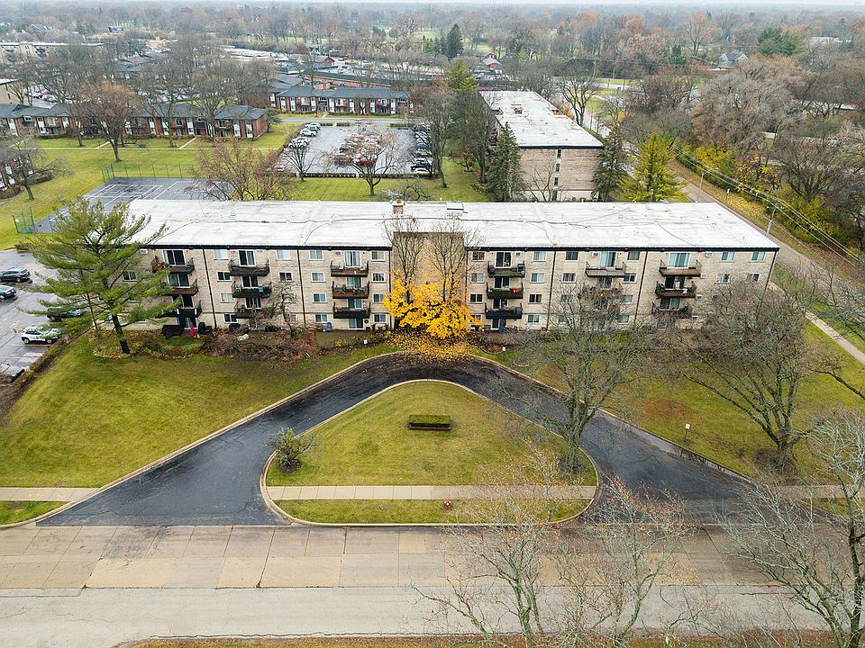 1st image of 2315 E Olive St APT 2B