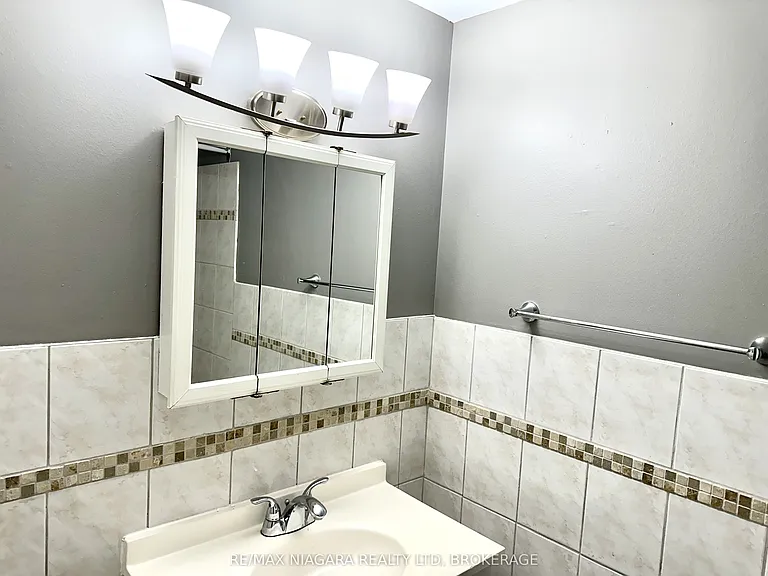 7 Riverview Blvd #205 — Photo 16