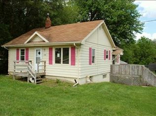 2740 E Euclid Ave, Des Moines, IA 50317