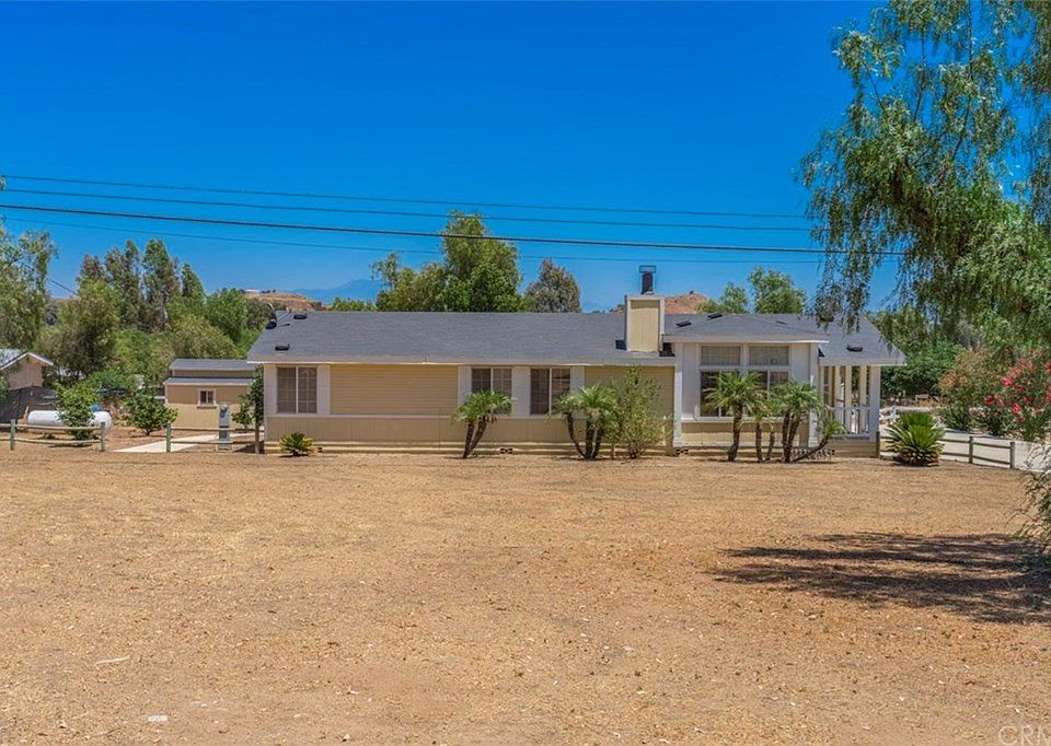 1st image of 26904 Vista Ave