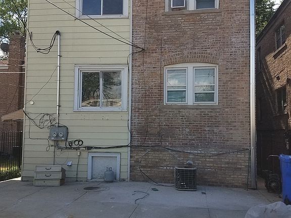 2nd image of 2837 N Austin Ave
