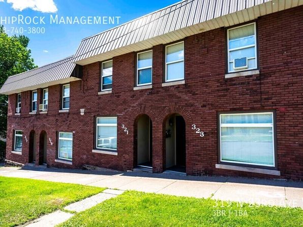 319 N 23rd Ave W