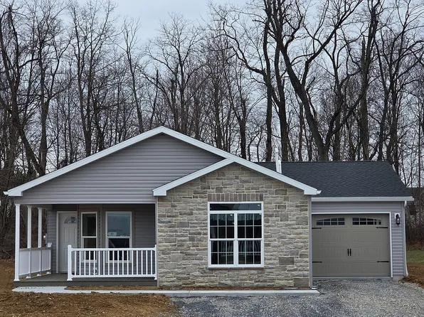 15 Laurie Dr, Shippensburg, PA 17257