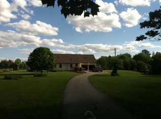 7337 Oak Hill Rd, Loudon, NH 03307