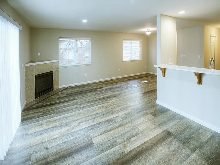 2840 SW Juniper Ave — Photo 7