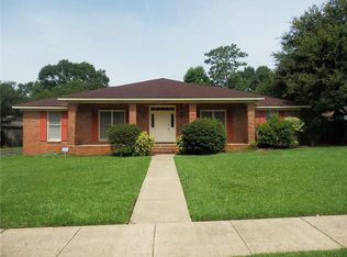 2004 Lighterwood Ct, Mobile, AL 36609