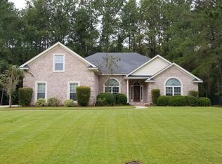 423 McGregor Cir, Richmond Hill, GA 31324