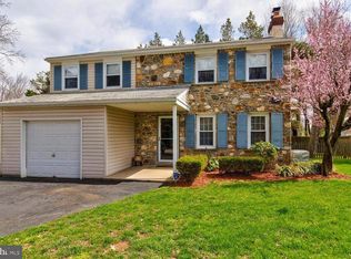 618 Creekside Rd, Wallingford, PA 19086