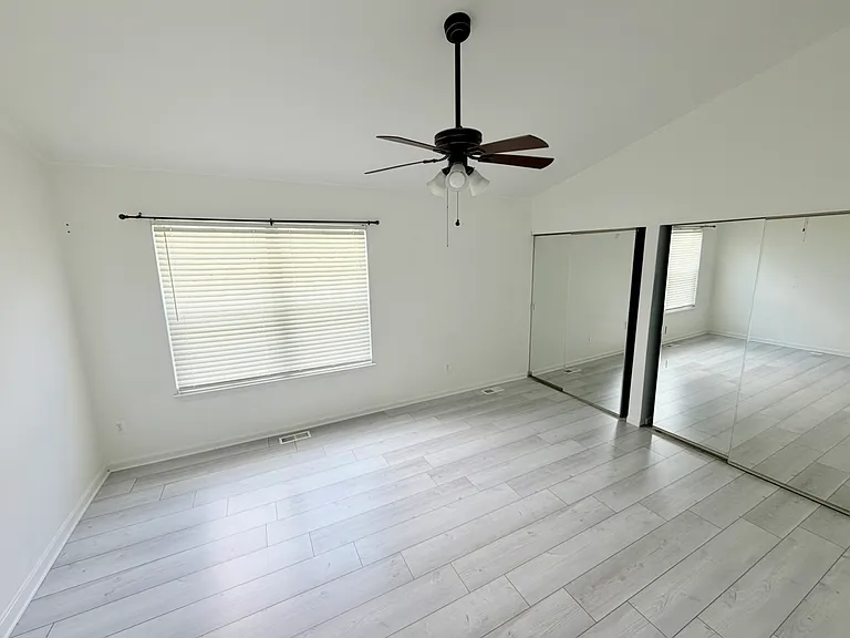 46709 Atwood Sq — Photo 17