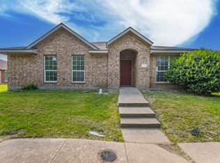 1311 Chapman Dr, Lancaster, TX 75134