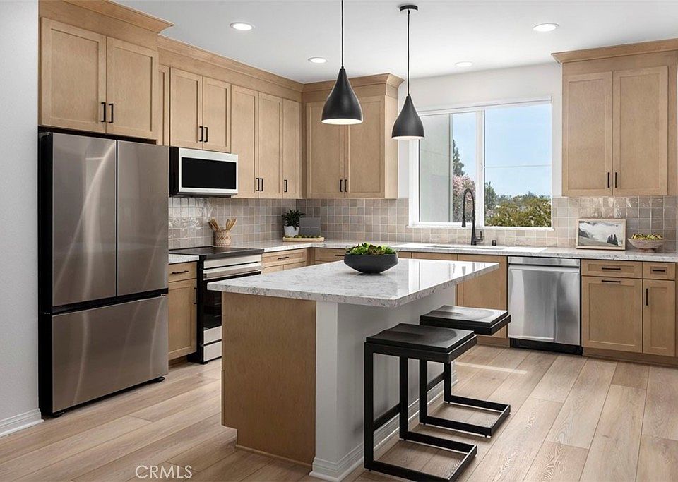 1st image of 5804 Linden Ave #5