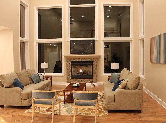 5th image of 1084 Hudson Ct
