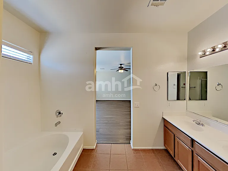 15421 N 169th Ln — Photo 20