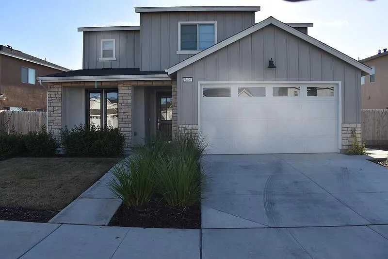 2406 Gabriel Dr photo 1