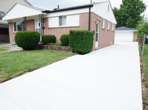 15435 Mulberry St, Southgate, MI 48195