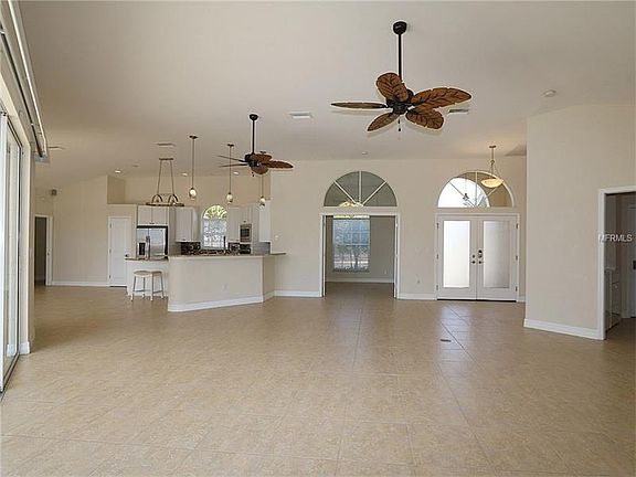 3rd image of 1301 Mineo Dr
