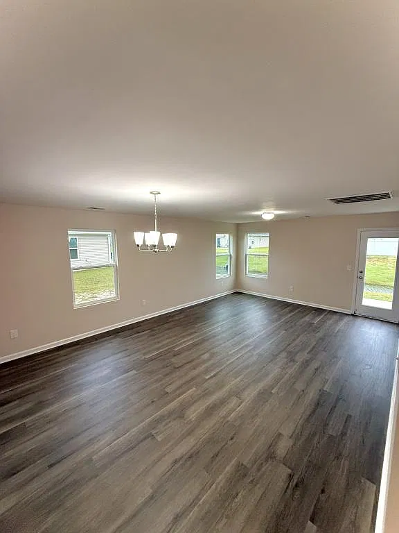 508 Dundalk Dr — Photo 4