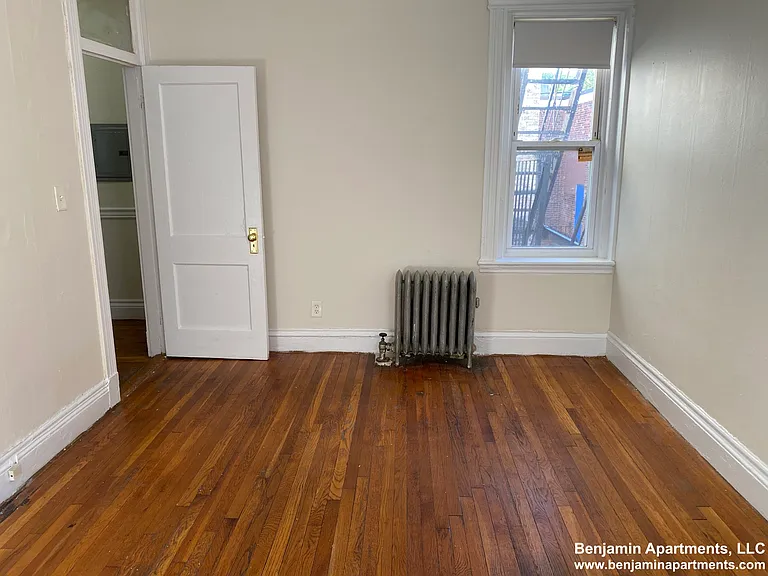 5 Walbridge St #23 — Photo 5