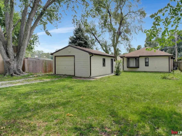 6933 Platte Ave, Lincoln, NE 68507