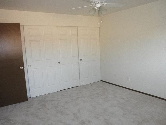 5th image of 12235 SE 56th St #306