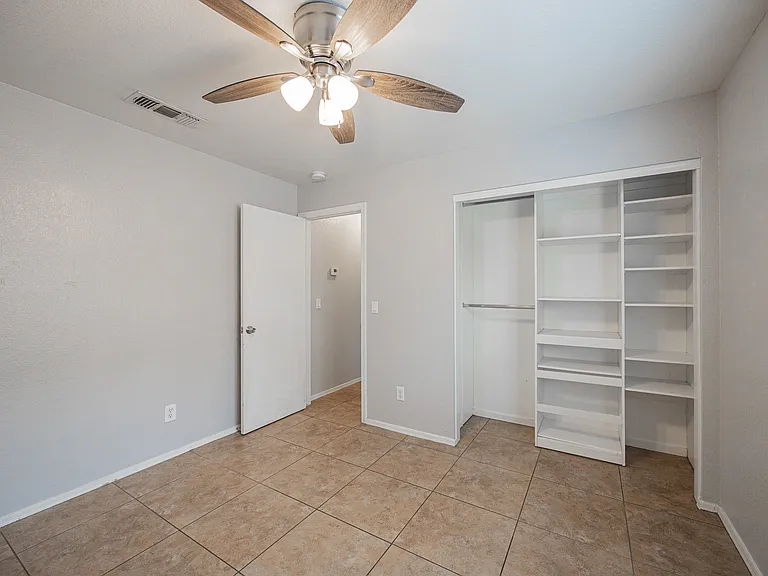 5014 W Ponderosa Ln — Photo 24
