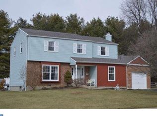 406 Cambridge Rd, Brookhaven, PA 19015