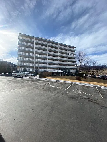 900 Saturn Dr Photo 1