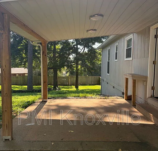 4100 Abercorn Rd — Photo 20