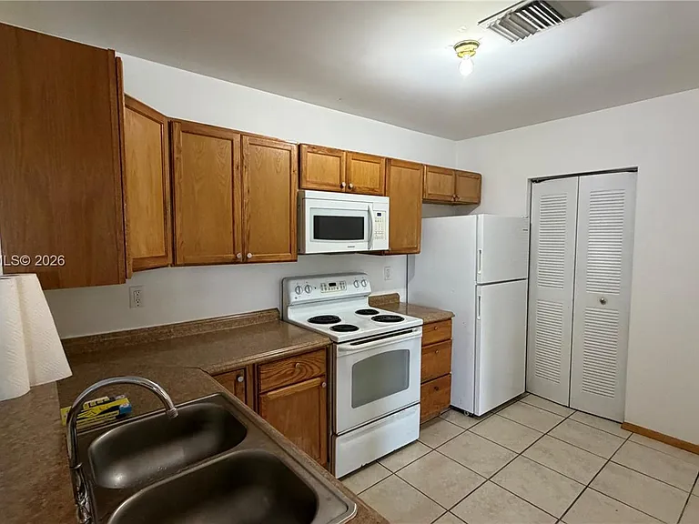 11225 W Atlantic Blvd #304 — Photo 8