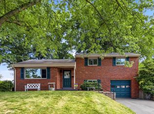 1277 Star Ridge Dr, Pittsburgh, PA 15241