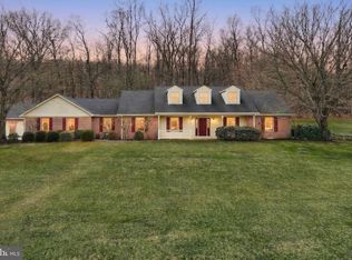 800 Kendale Rd, Red Lion, PA 17356