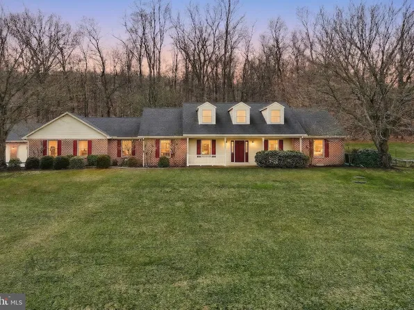 800 Kendale Rd, Red Lion, PA 17356