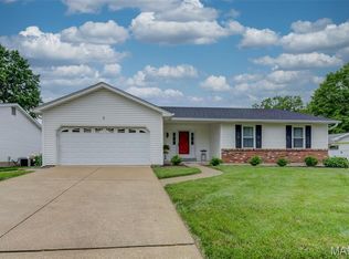 5 W Sunny Hill Blvd, Saint Peters, MO 63376