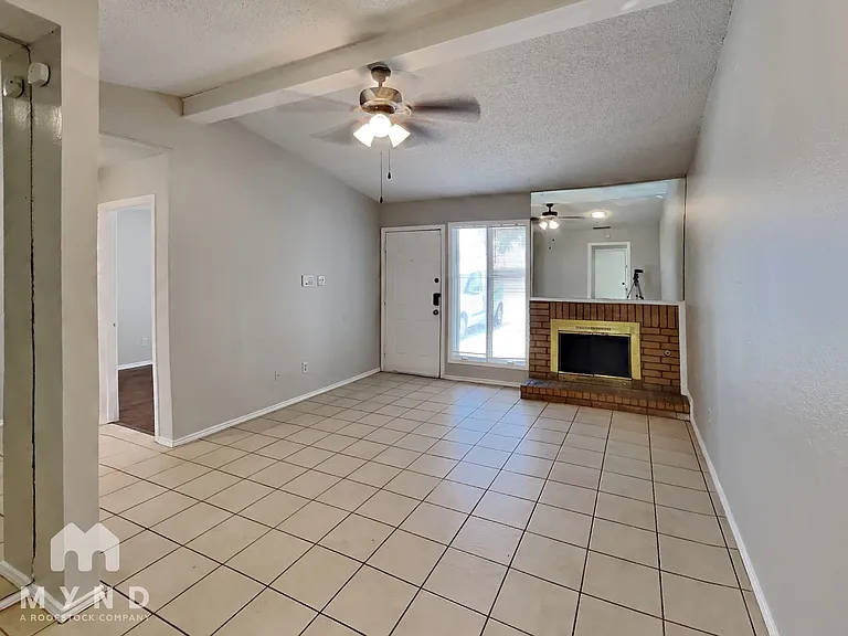 6193 34th St — Photo 5