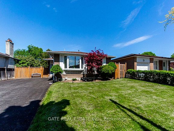 2nd image of 89 Amberjack Blvd