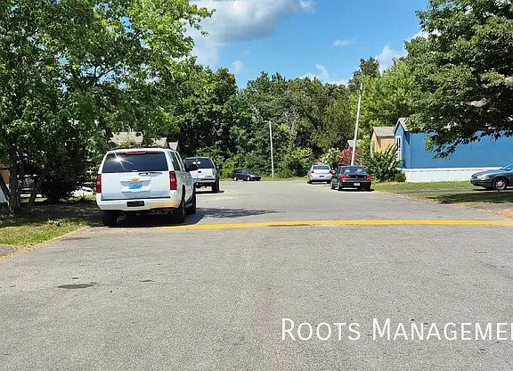 5th image of 39 Riviera Courts Dr #39