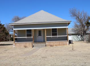 700 E Cottonwood St, Coldwater, KS 67029