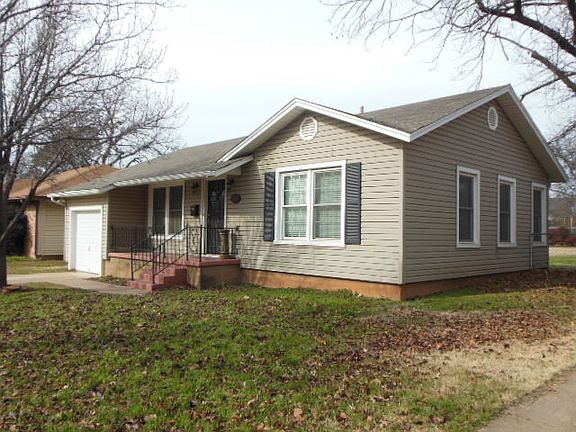 4th image of 1654 Dayton Ave