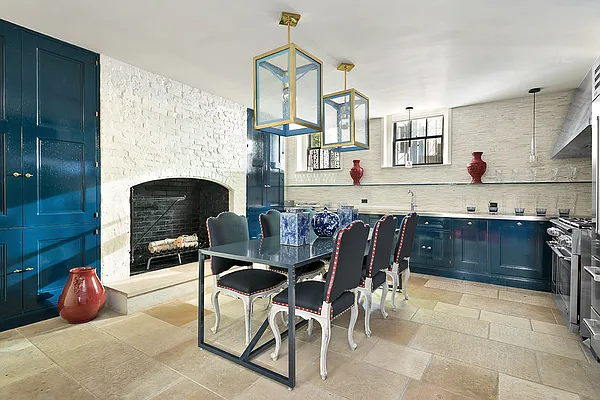 Sold by Compass | media 13