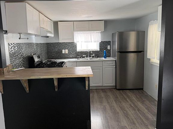 3rd image of 4131 E MCDOWELL Road #20