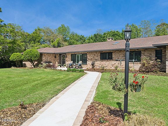 2nd image of 1908 Poppy Ln