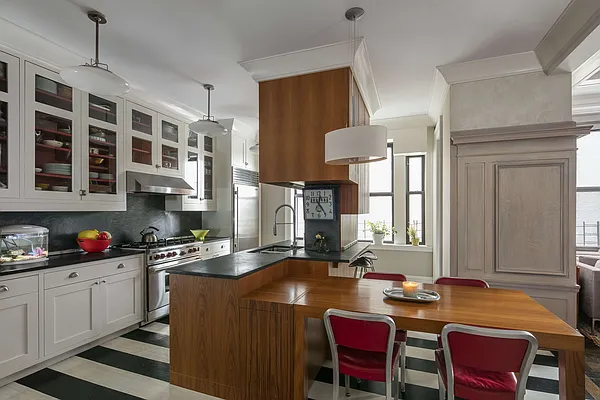 Sold by Brown Harris Stevens | media 5