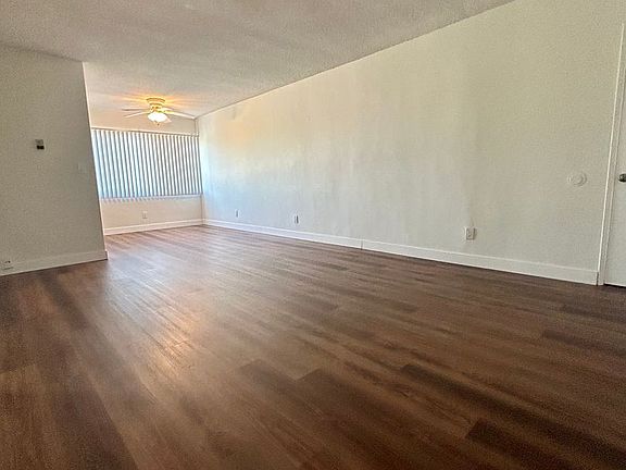 3rd image of 4024 W 147th St APT 24
