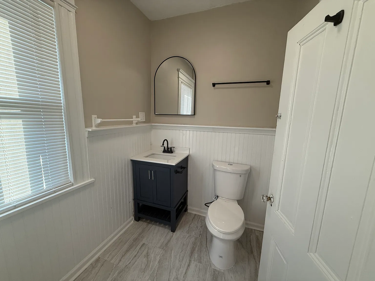 3 bed, $1,645 — Photo 3