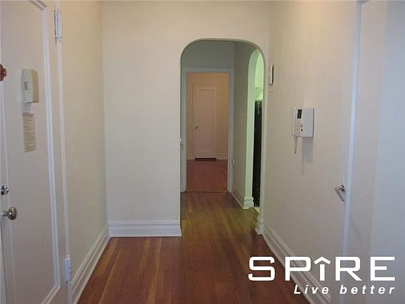 2nd image of 925 W End Ave APT 6E