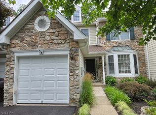 58 Patriot Hill Dr, Bernards Twp., NJ 07920